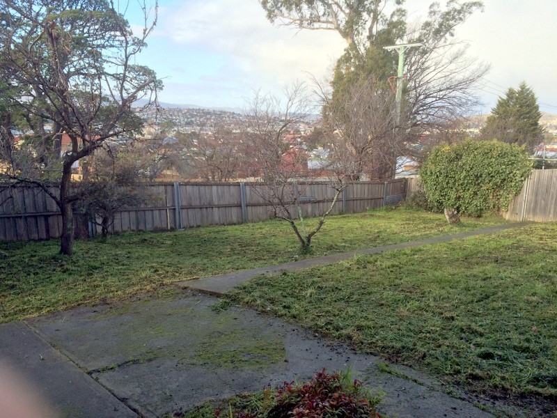 11 Hurlstone Crescent, Moonah TAS 7009
