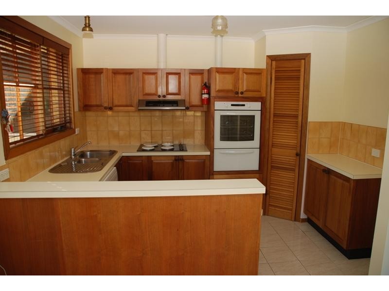 1/5 Beach Road, Lindisfarne TAS 7015