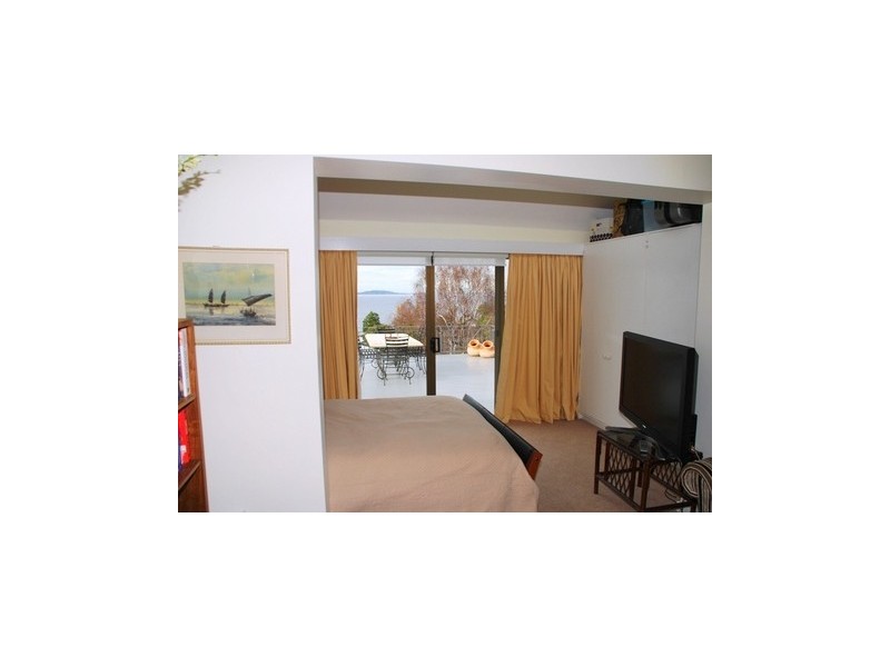 Taroona TAS 7053
