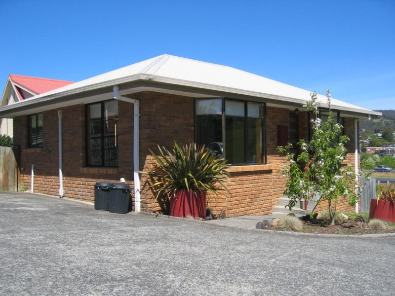 1/88a Hilton Road, Claremont TAS 7011