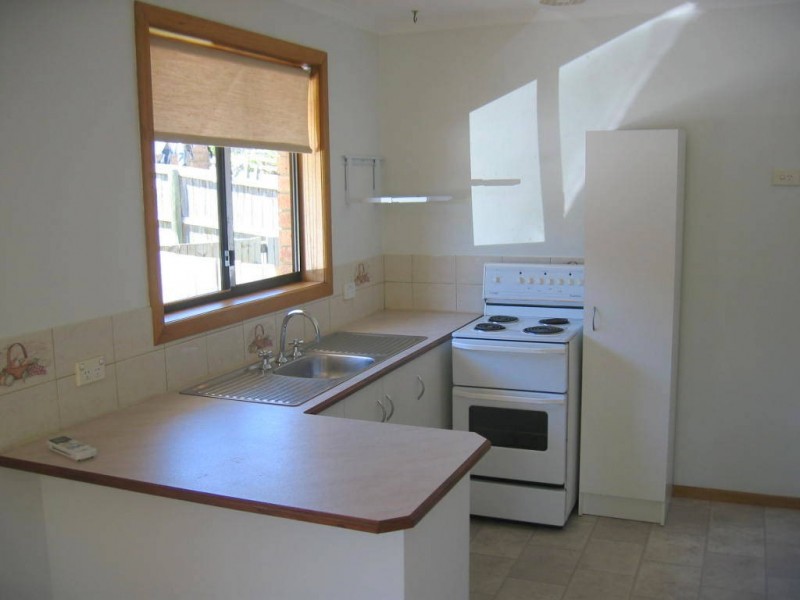 1/88a Hilton Road, Claremont TAS 7011