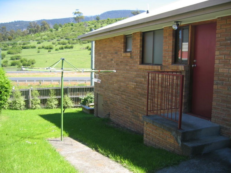 1/88a Hilton Road, Claremont TAS 7011