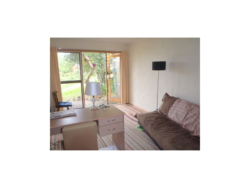 2/17A Hinsby Road, Taroona TAS 7053