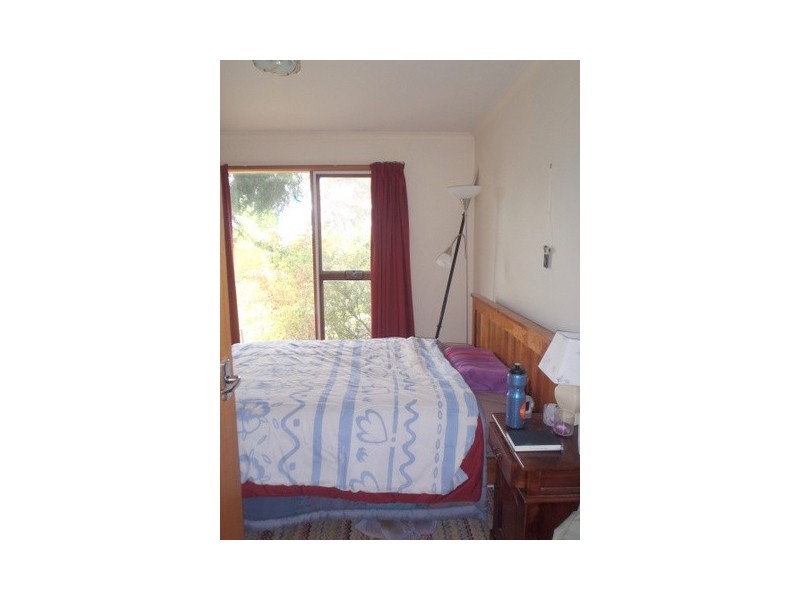 2/17A Hinsby Road, Taroona TAS 7053