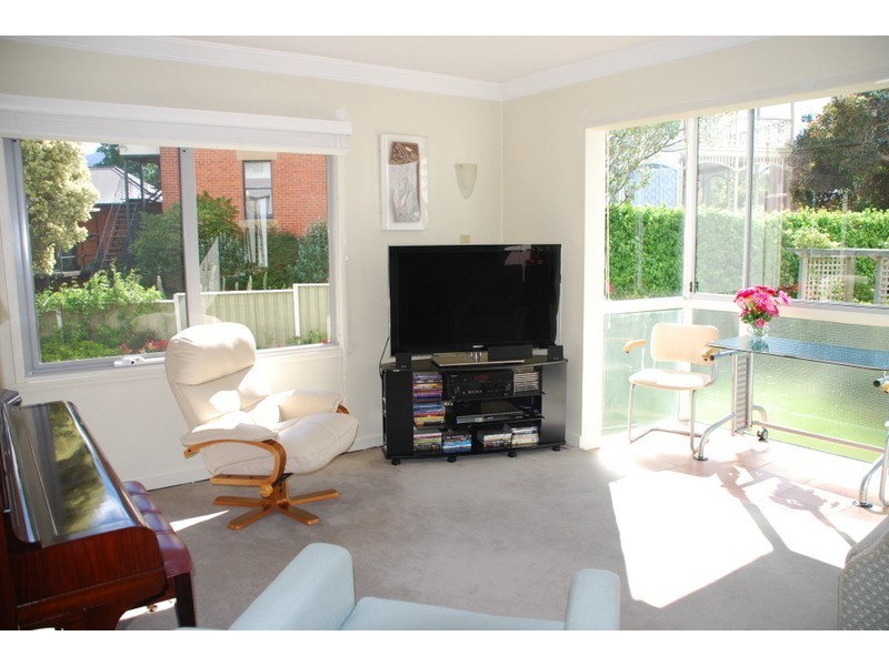 Battery Point TAS 7004