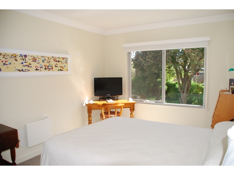 Battery Point TAS 7004