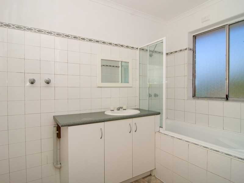 3/8 Wallace Avenue, Lenah Valley TAS 7008