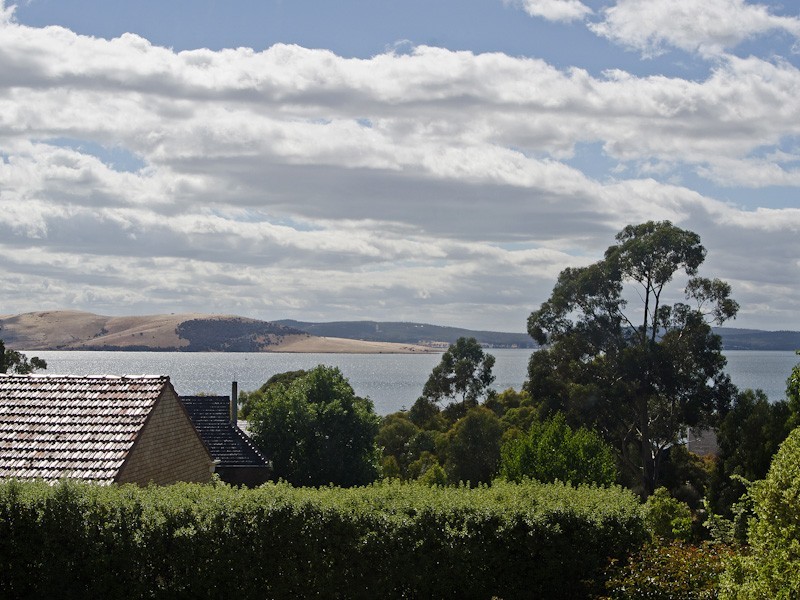Taroona TAS 7053