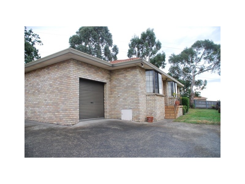 2/74 GIRRABONG ROAD, Lenah Valley TAS 7008