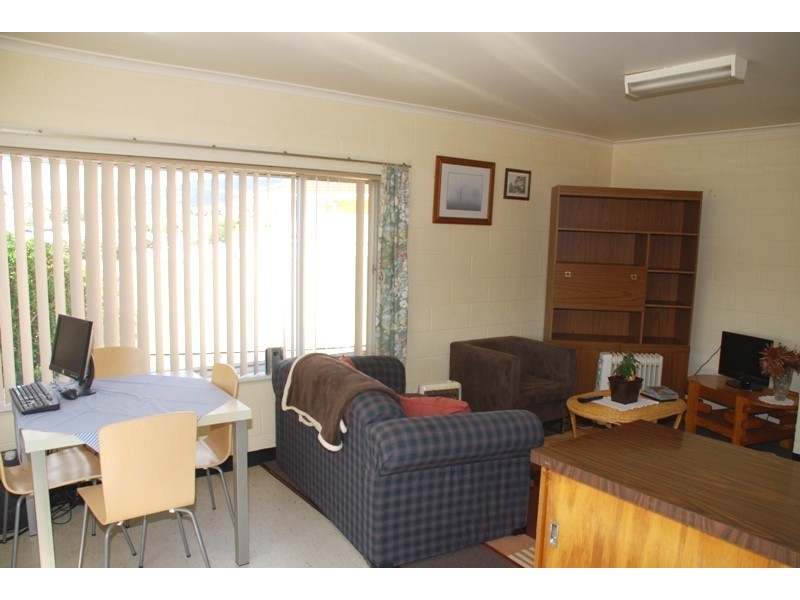1/14 Weston Place, Montrose TAS 7010