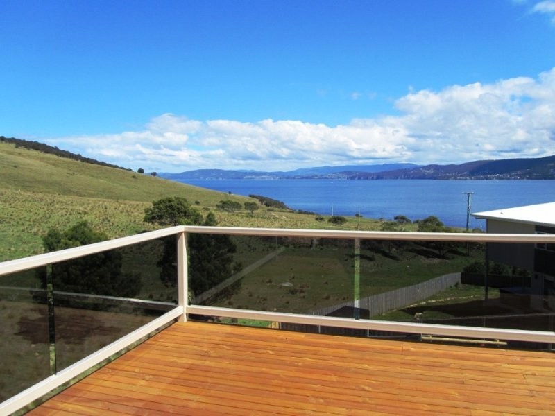 51 Spinnaker Drive, Tranmere TAS 7018