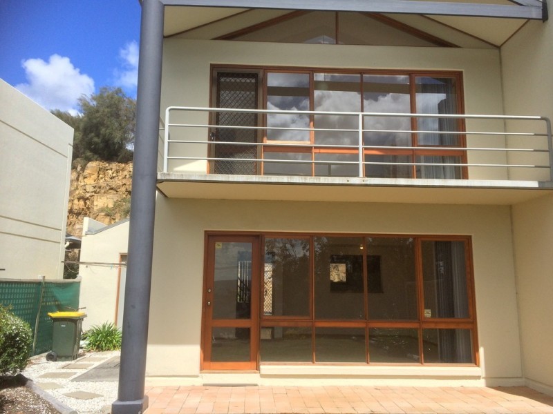 2/98 Arthur Street, West Hobart TAS 7000