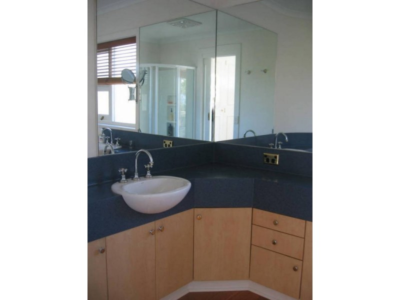4 Vantona Road, Sandy Bay TAS 7005