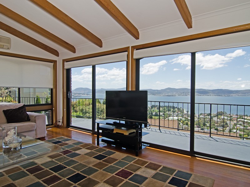 11 Kingsley Avenue, Sandy Bay TAS 7005