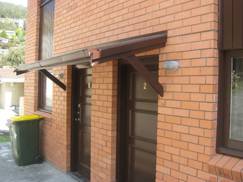 2/1 Dalkeith Court, Sandy Bay TAS 7005