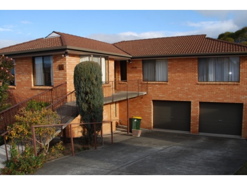 8 Cowley Place, Lenah Valley TAS 7008