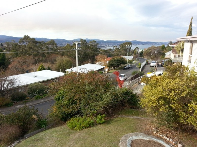 25 Clift Street, Mount Stuart TAS 7000