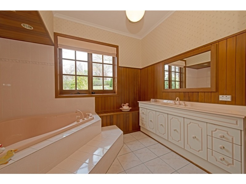 Mount Stuart TAS 7000