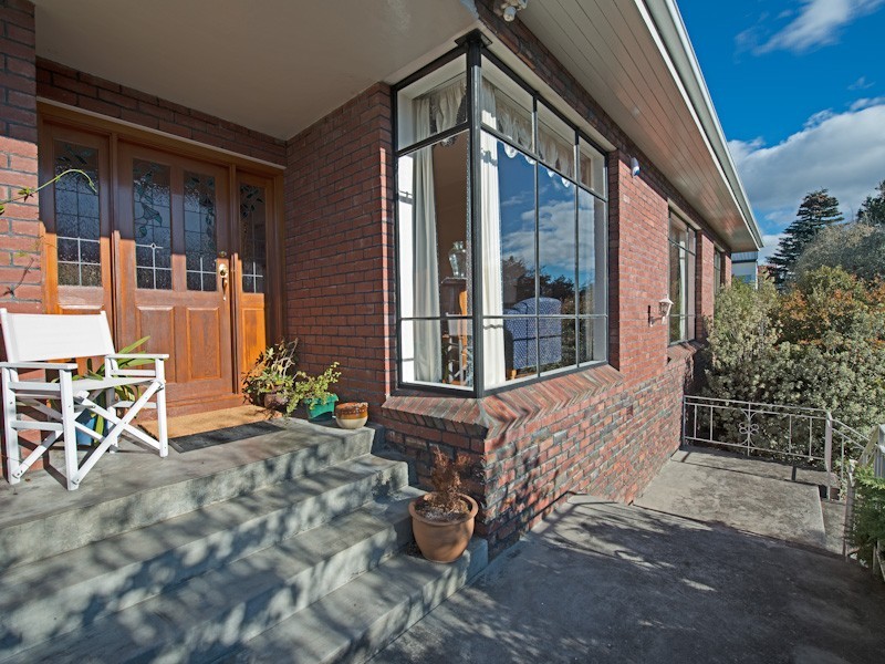 Mount Stuart TAS 7000