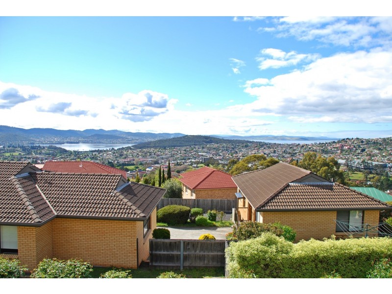 1/110 Amy Street, West Moonah TAS 7009