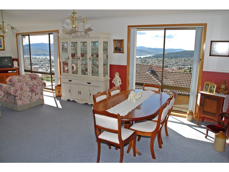 1/110 Amy Street, West Moonah TAS 7009