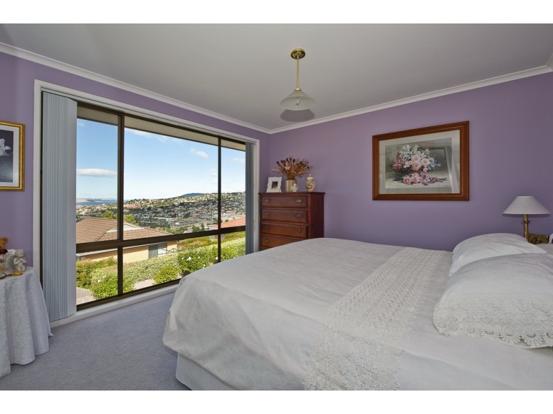 1/110 Amy Street, West Moonah TAS 7009