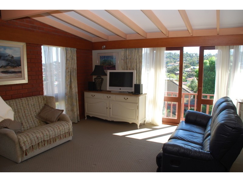 Lindisfarne TAS 7015