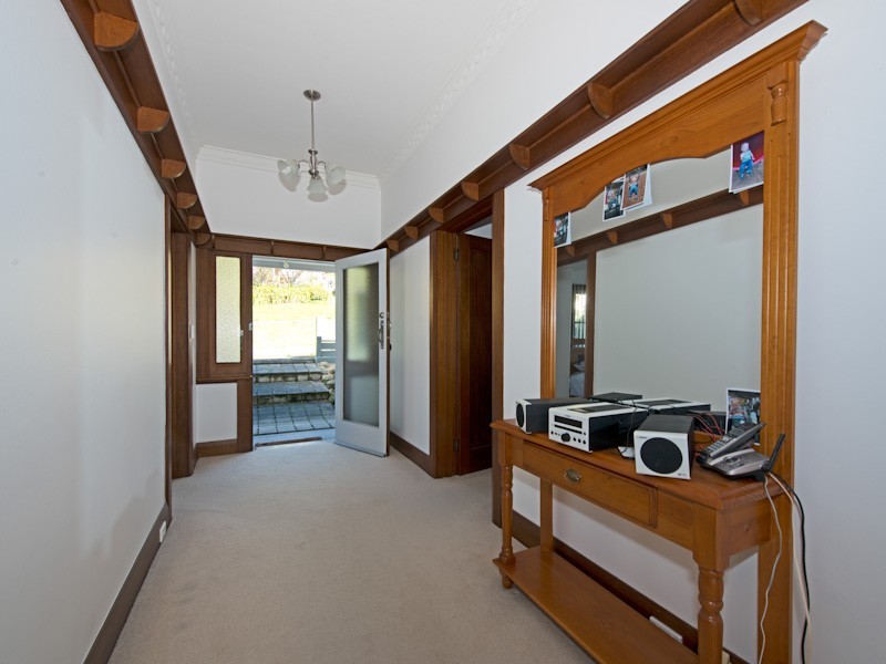 Mount Stuart TAS 7000