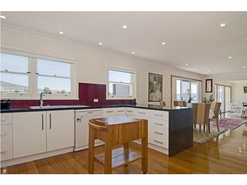 3 Quamby Avenue, Sandy Bay TAS 7005