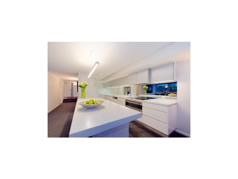 Battery Point TAS 7004