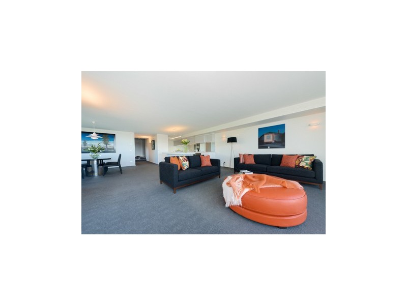 Battery Point TAS 7004