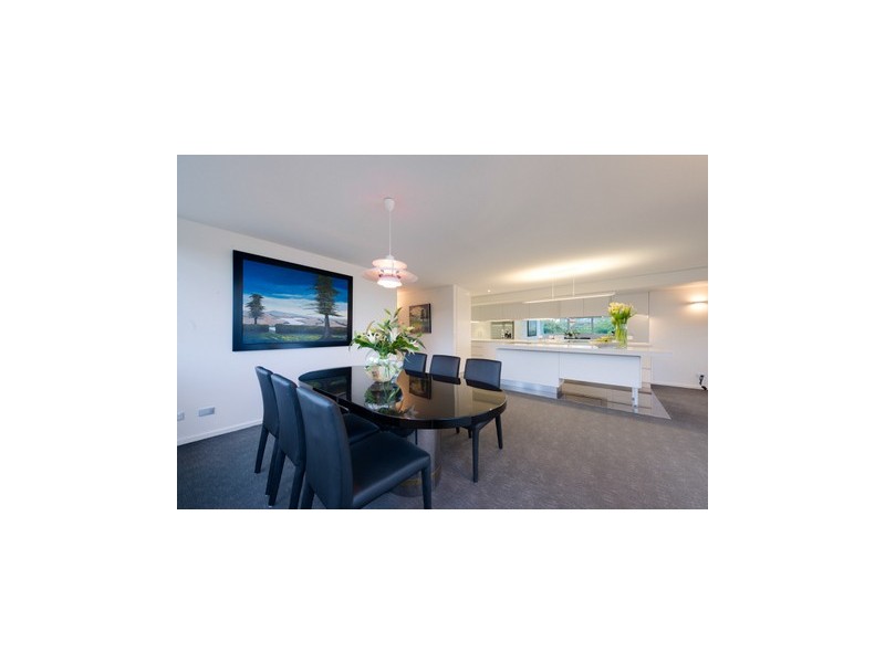 Battery Point TAS 7004