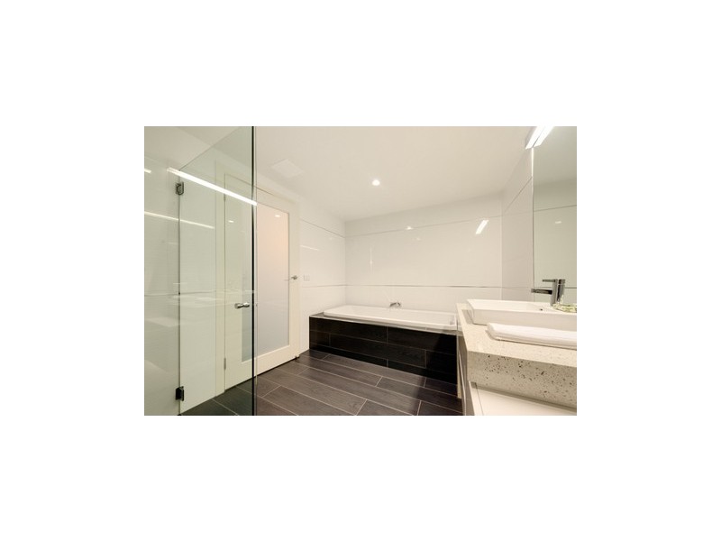 Battery Point TAS 7004