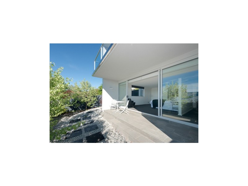 Battery Point TAS 7004