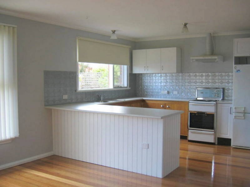 17 Cleve Court, Howrah TAS 7018