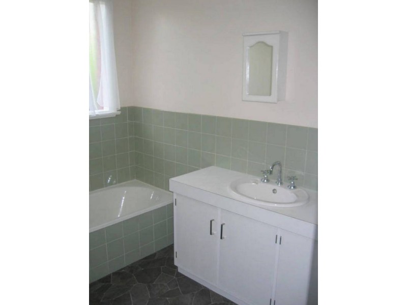 17 Cleve Court, Howrah TAS 7018