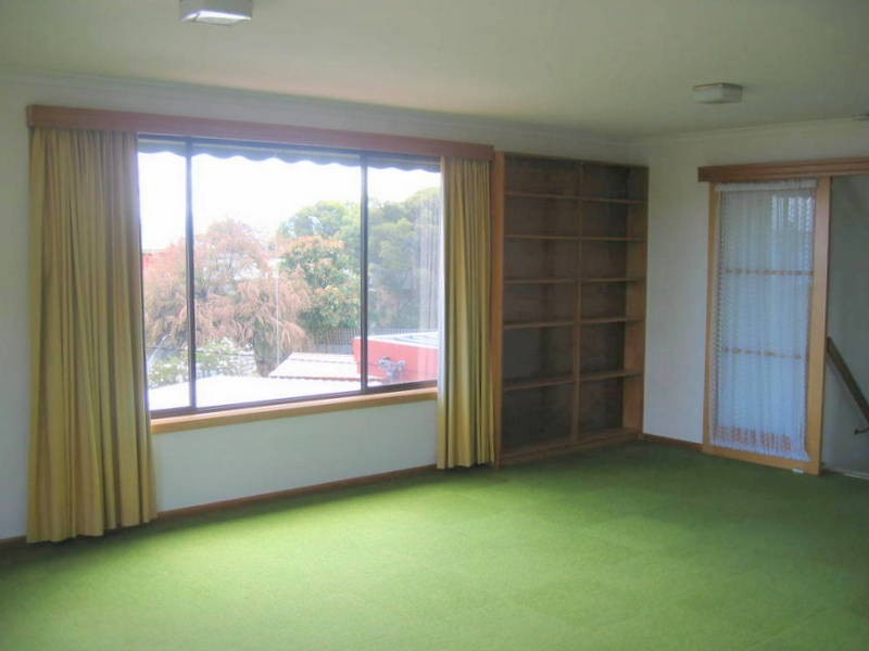 17 Cleve Court, Howrah TAS 7018