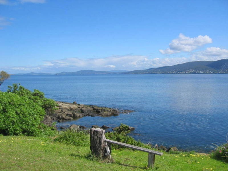 17 Cleve Court, Howrah TAS 7018