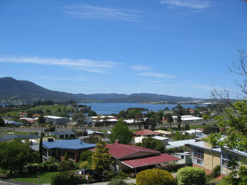 13 Kogarah Avenue, Berriedale TAS 7011