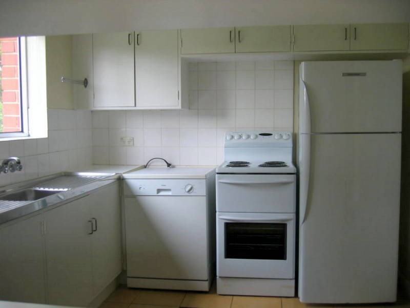 2/5 Beechworth Road, Sandy Bay TAS 7005