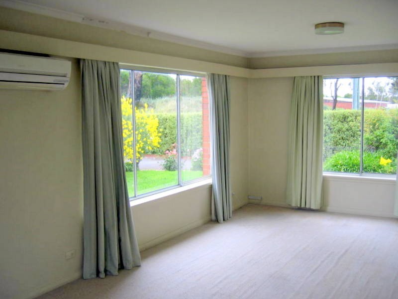 2/5 Beechworth Road, Sandy Bay TAS 7005