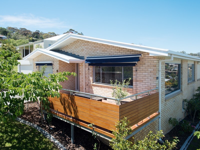 Lindisfarne TAS 7015