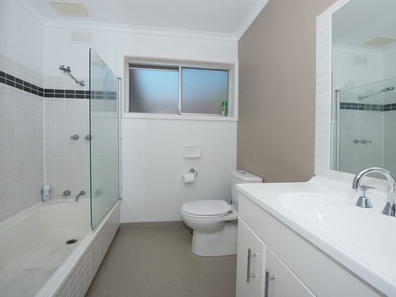 Lindisfarne TAS 7015