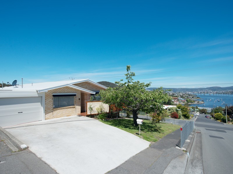 Lindisfarne TAS 7015