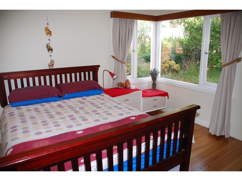 25 Corinda Grove, West Moonah TAS 7009