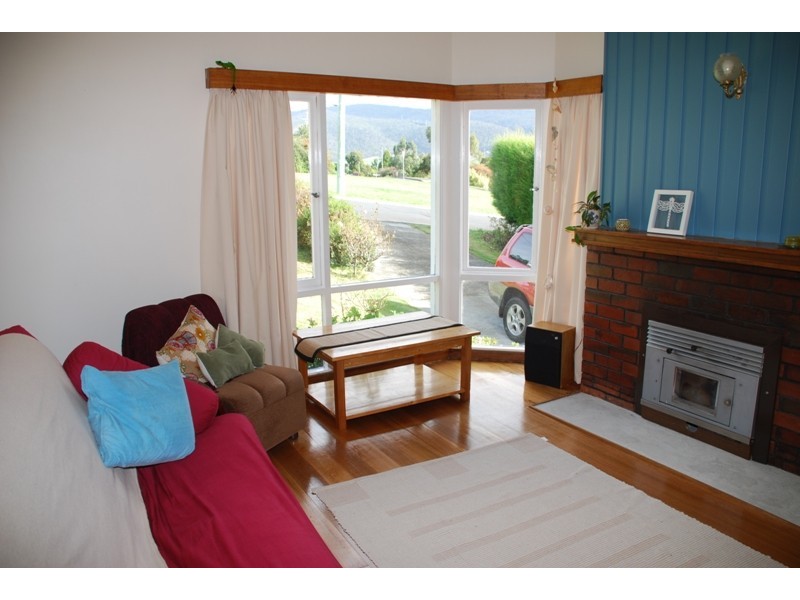 25 Corinda Grove, West Moonah TAS 7009