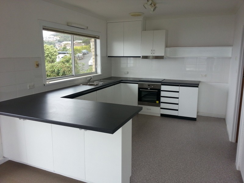 1/9 Capri Drive, Sandy Bay TAS 7005