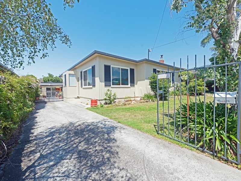 Claremont TAS 7011