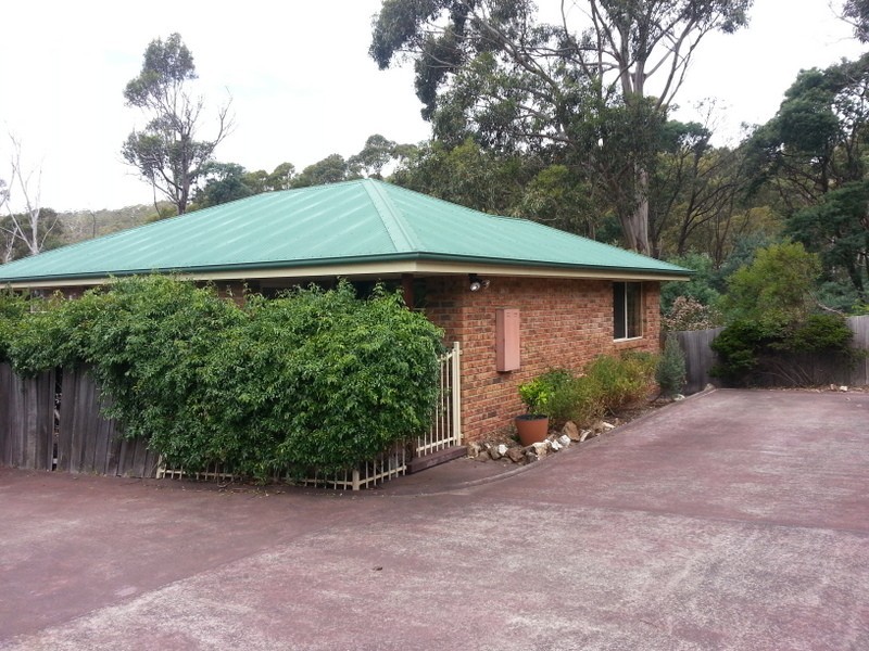 2/30 Saunders Crescent, South Hobart TAS 7004