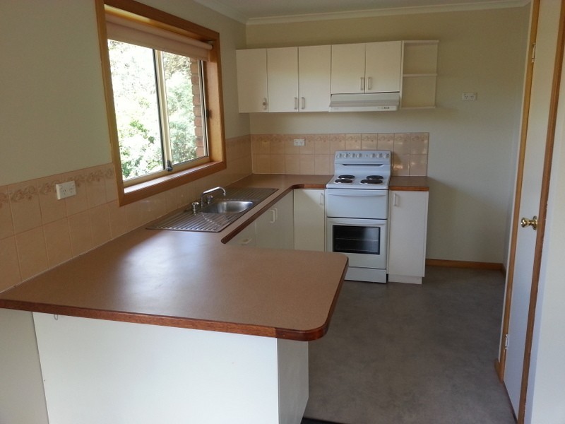 2/30 Saunders Crescent, South Hobart TAS 7004